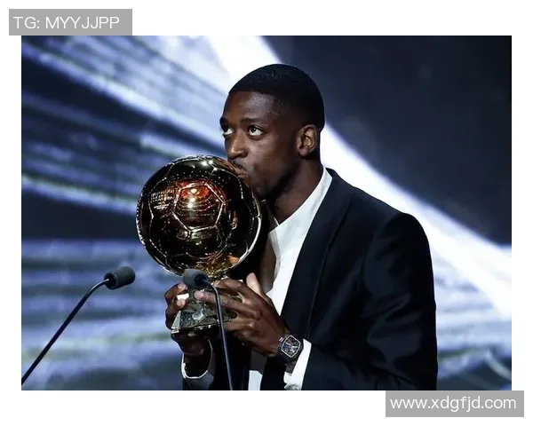 2025年世界十大足球球星排名盘点及其成就解析